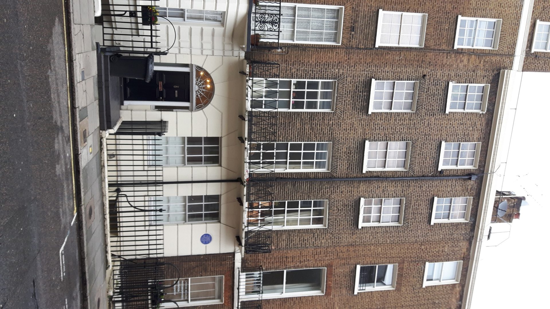 Elizabeth Garrett Anderson's home, London (1).jpg